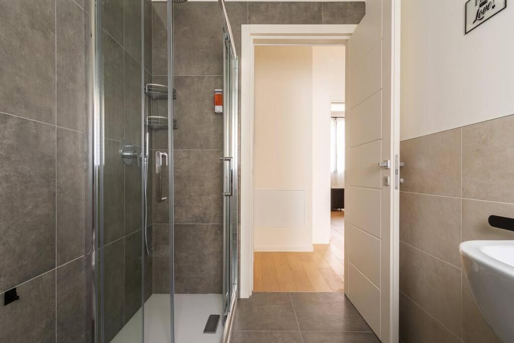 Appartamento Kaizen House - Bilocale De Angeli Milano Esterno foto