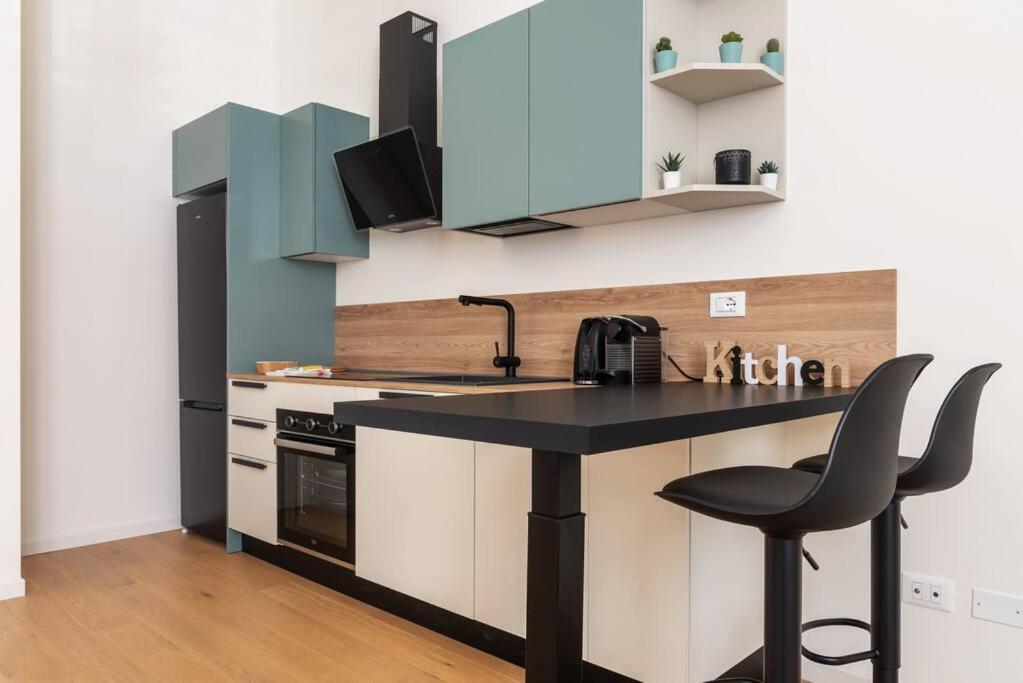 Appartamento Kaizen House - Bilocale De Angeli Milano Esterno foto
