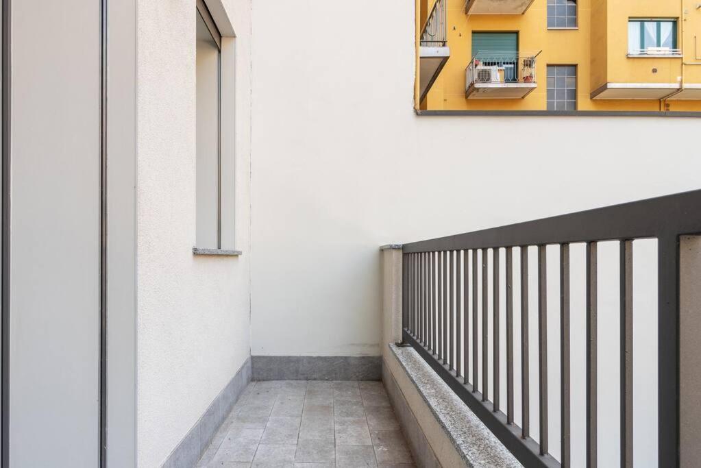 Appartamento Kaizen House - Bilocale De Angeli Milano Esterno foto