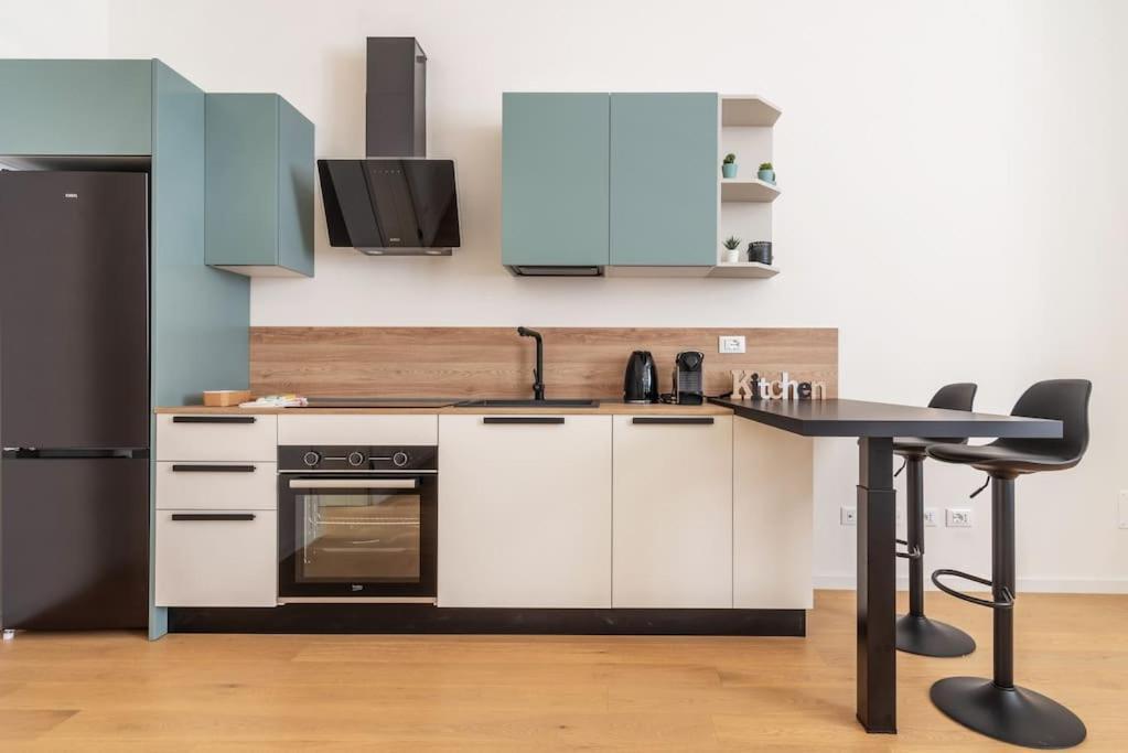 Appartamento Kaizen House - Bilocale De Angeli Milano Esterno foto